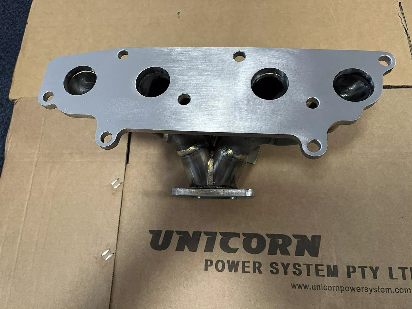 Top Mount T2 Turbo Exhaust Manifold for Toyota Tacoma / Hilux Vigo 2TR-FE 2.7L Engine